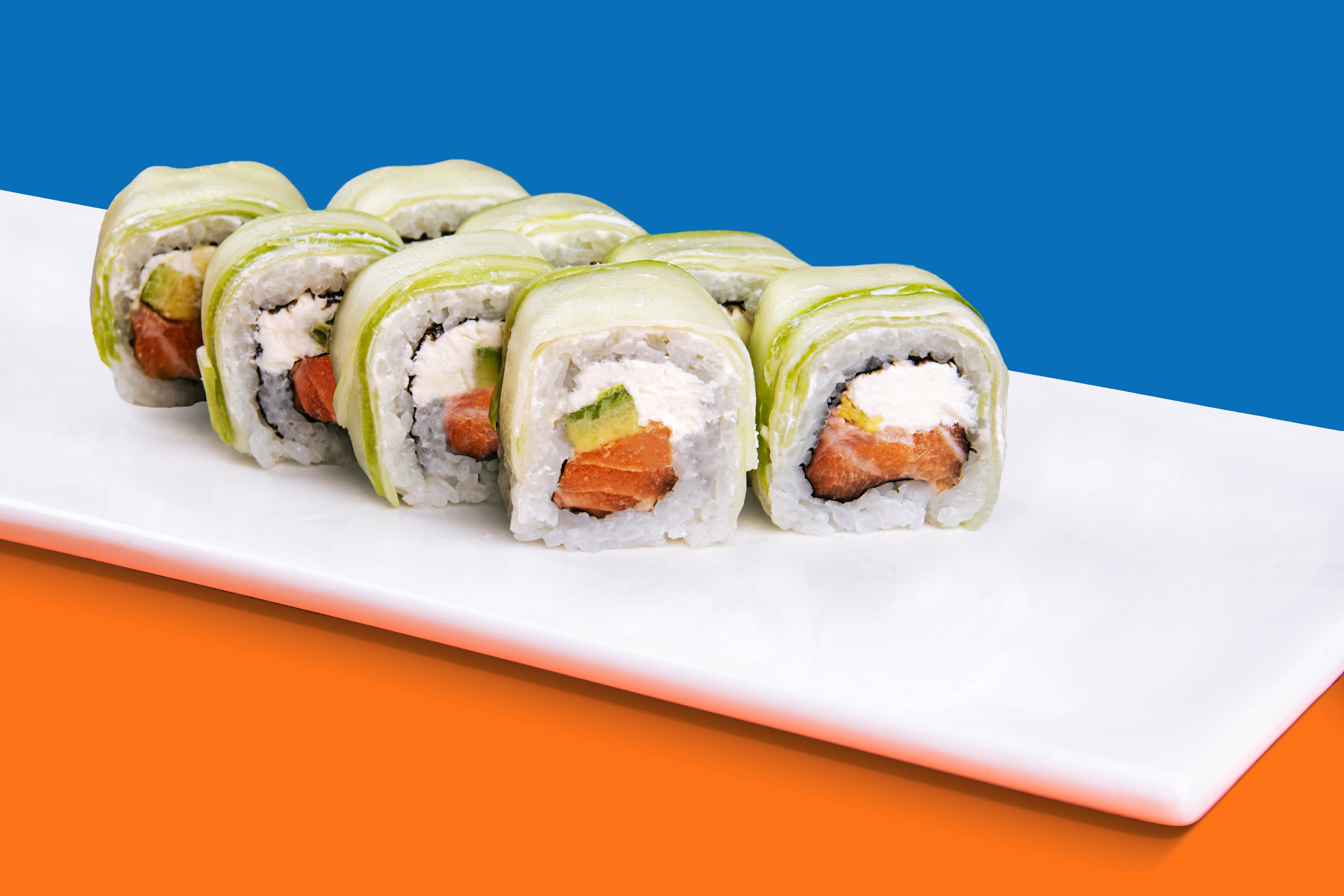 Cucumber and salmon roll